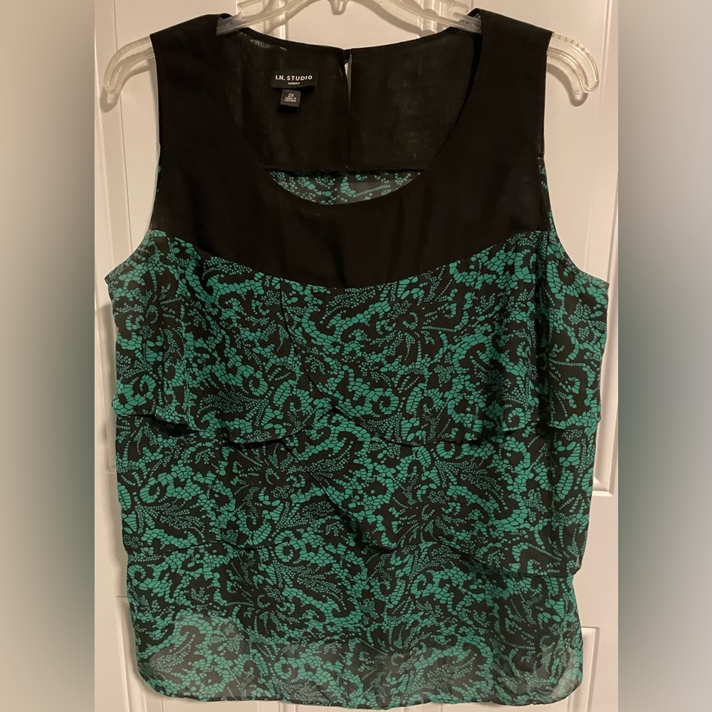 Pretty plus size sleeveless blouse